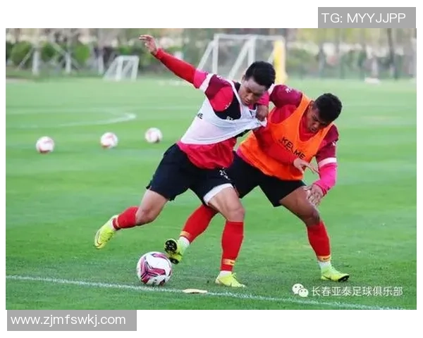 成都网球队中路突破战术解析与实战应用探讨